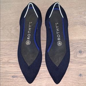 Rothy’s Maritime Navy The Point Flat Shoes Size 7